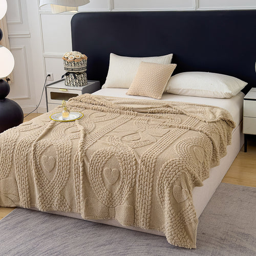 Kuscheldecke mit Herzmuster